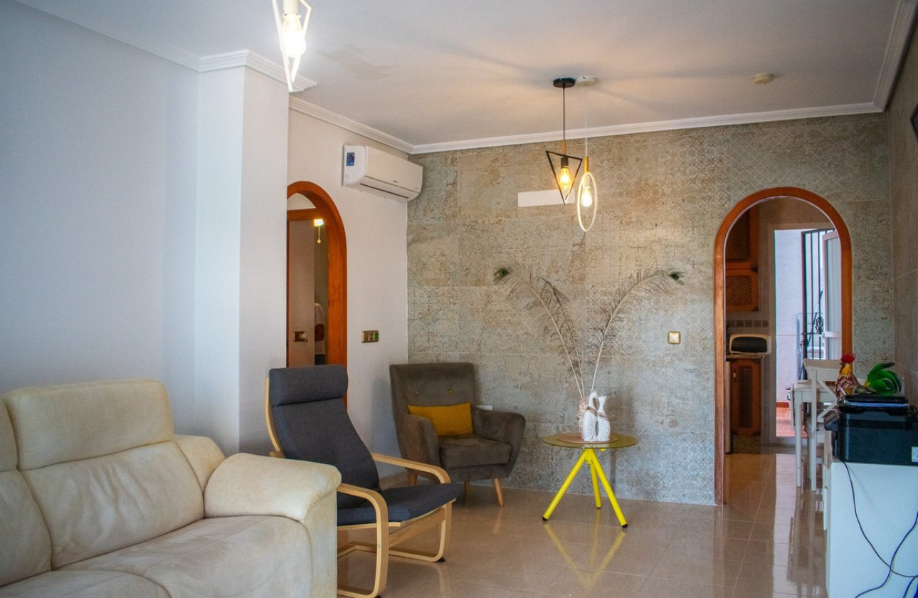 Resale - Apartment / flat -
Orihuela - Los Dolses