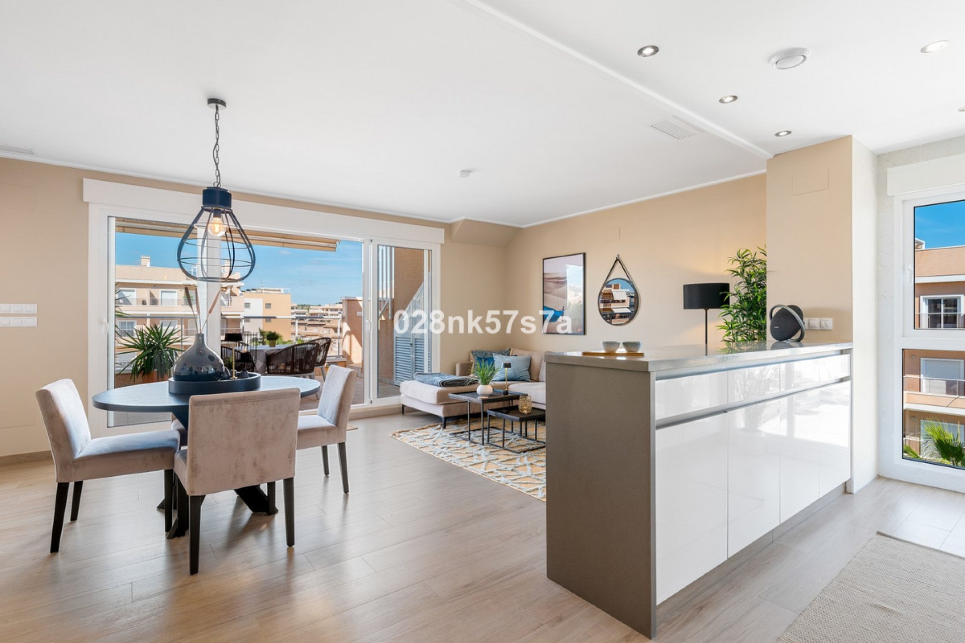 Resale - Apartment / flat -
Orihuela - Los Dolses