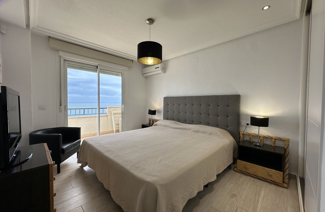 Resale - Apartment / flat -
Orihuela - Mil Palmeras