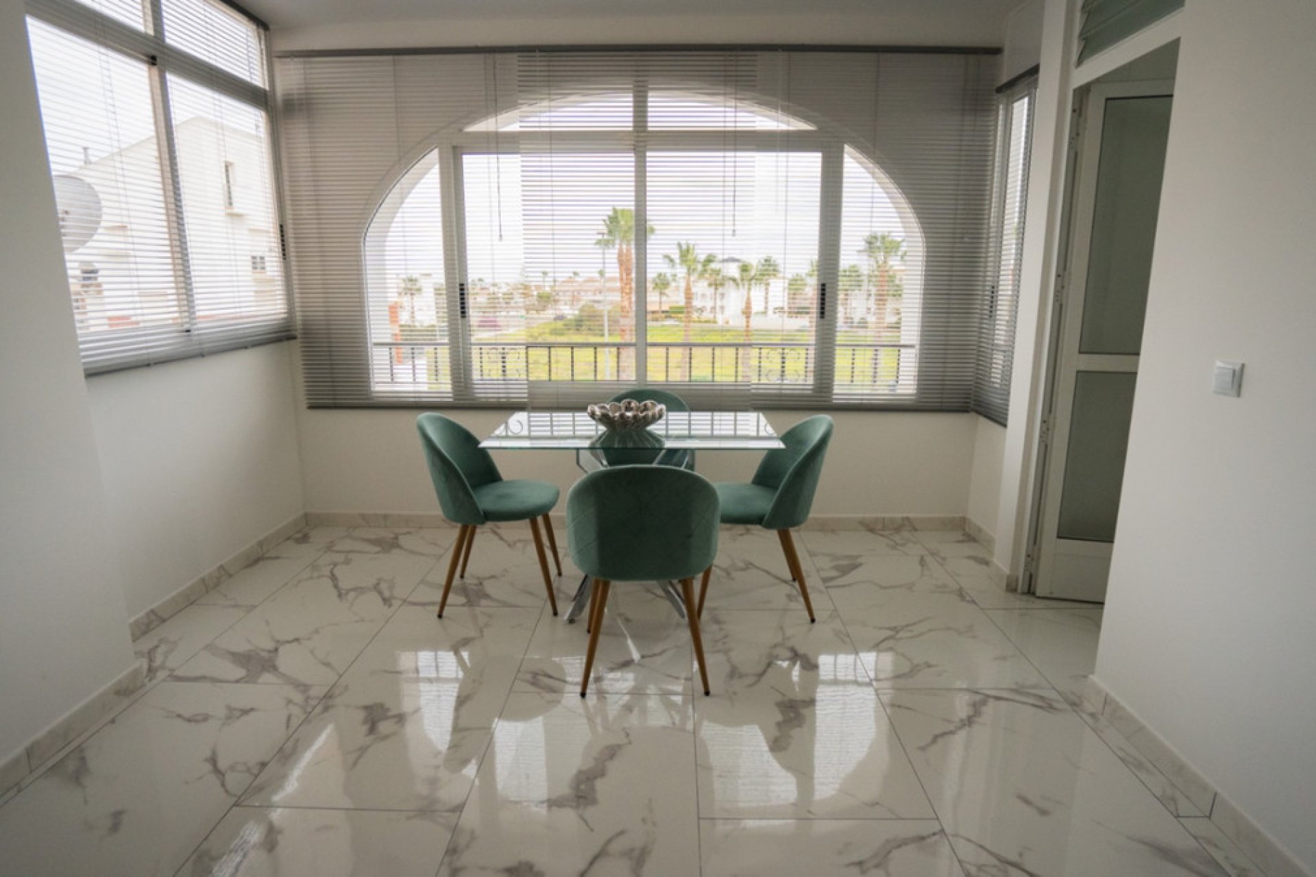 Resale - Apartment / flat -
Orihuela - Orihuela Centro