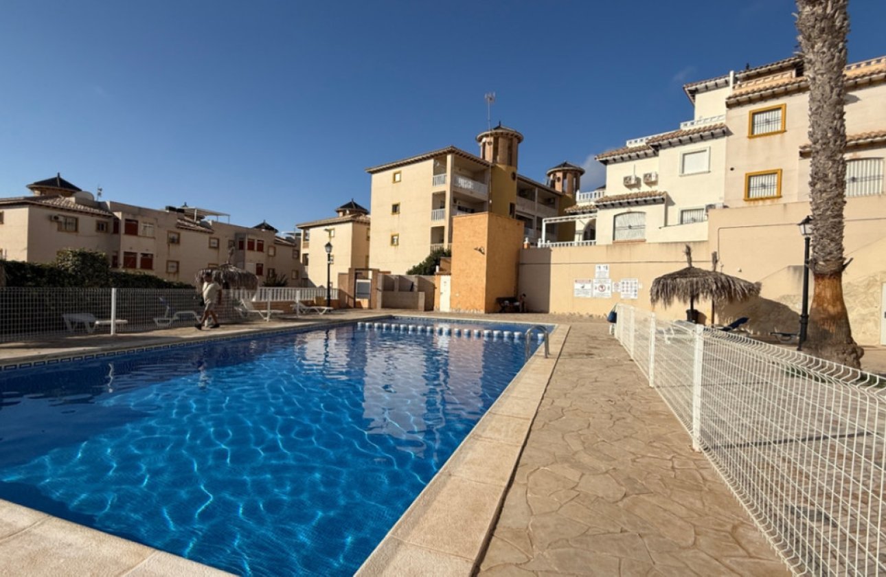 Resale - Apartment / flat -
Orihuela - Orihuela Centro