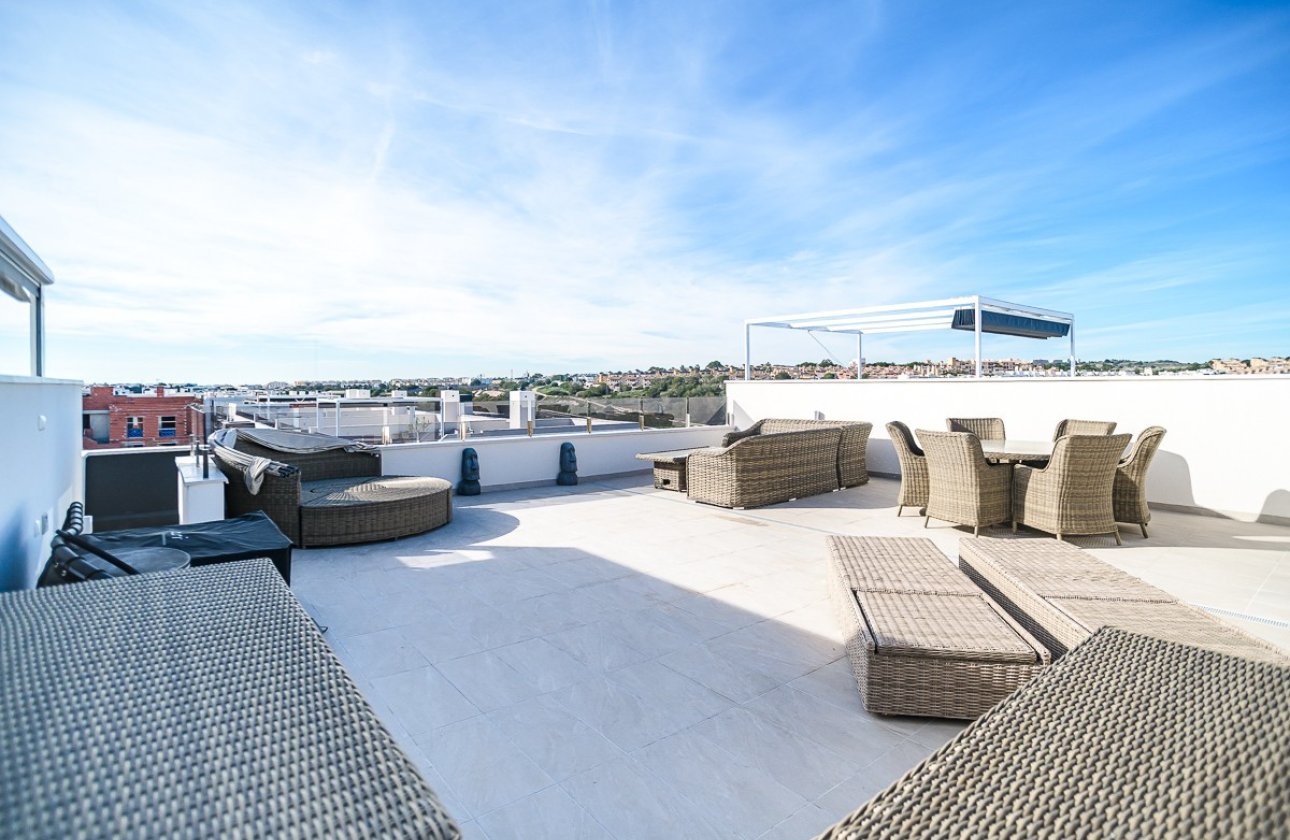 Resale - Apartment / flat -
Orihuela - Orihuela Costa