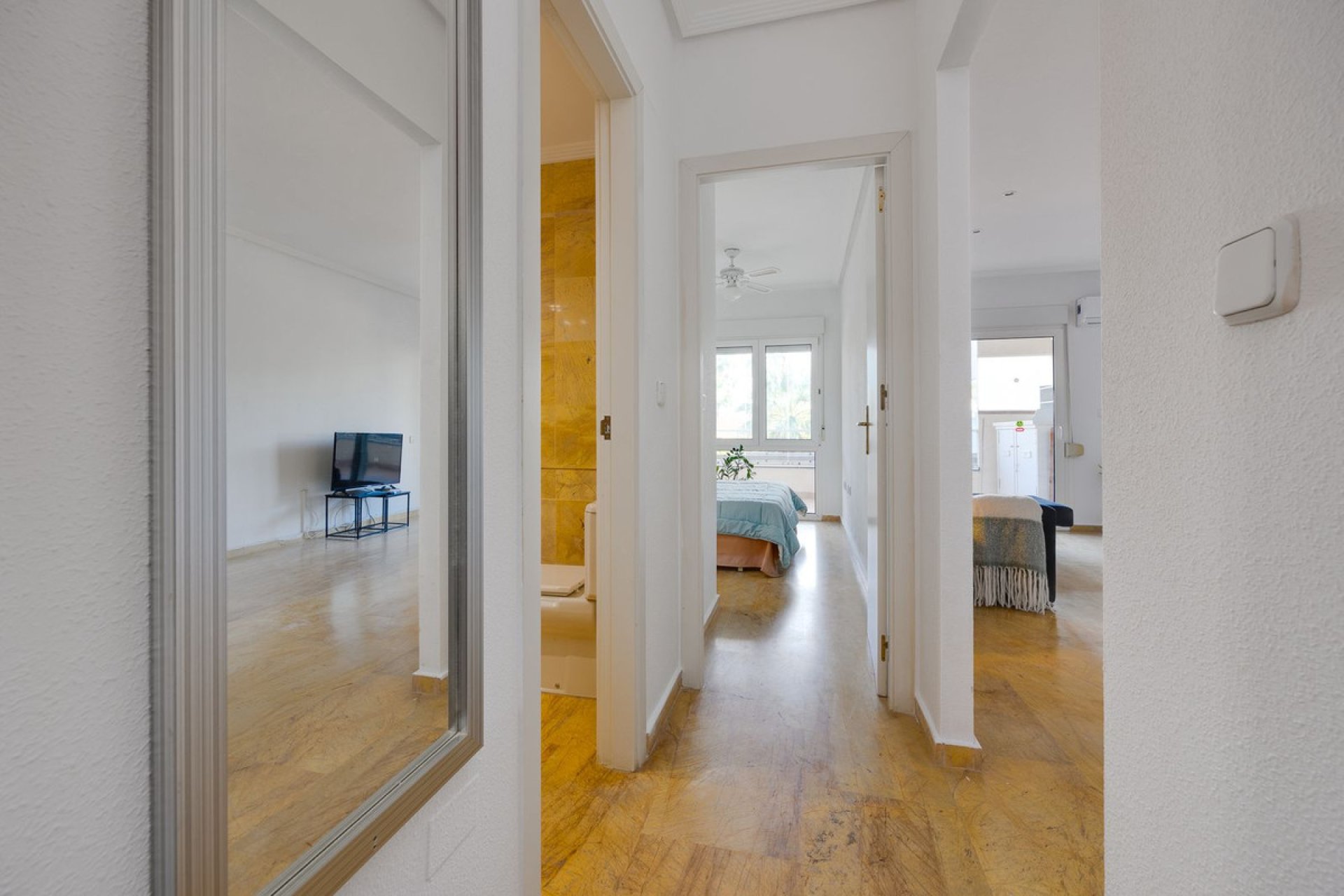 Resale - Apartment / flat -
Orihuela - Orihuela Costa