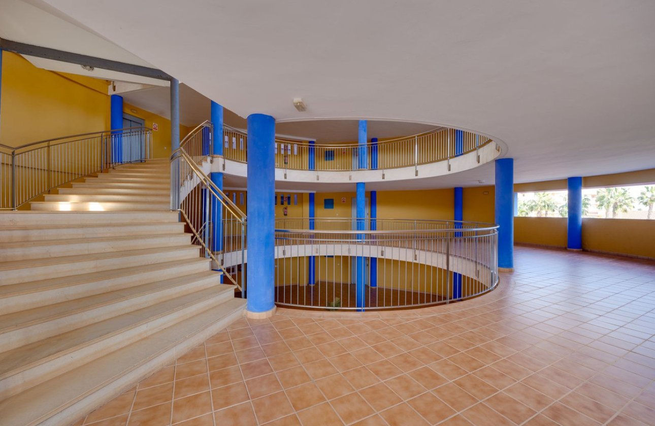 Resale - Apartment / flat -
Orihuela - Orihuela Costa