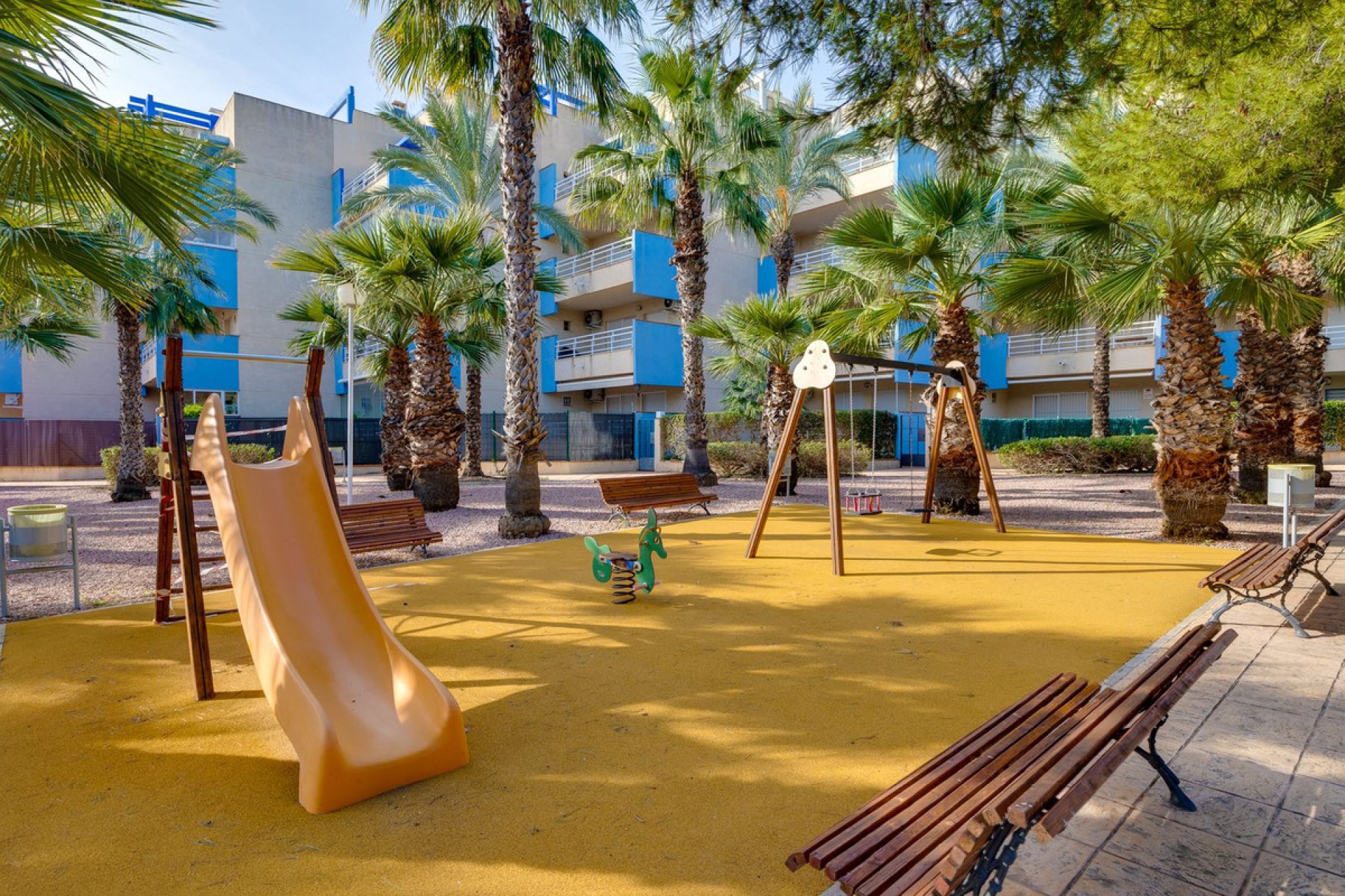 Resale - Apartment / flat -
Orihuela - Orihuela Costa