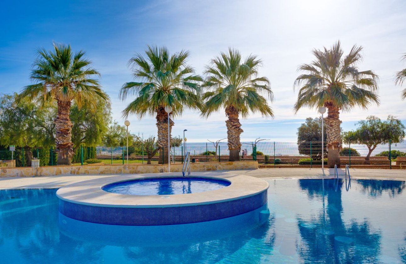 Resale - Apartment / flat -
Orihuela - Orihuela Costa