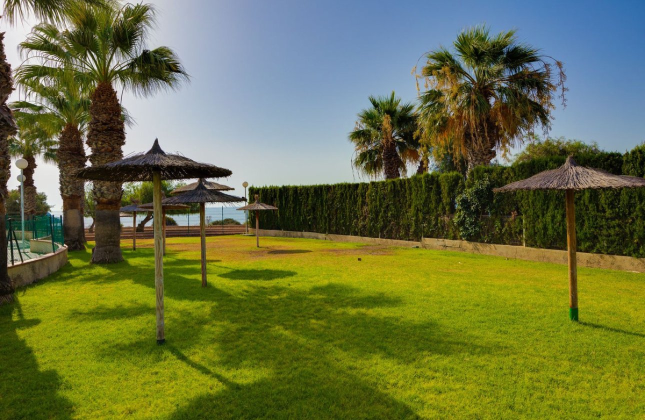 Resale - Apartment / flat -
Orihuela - Orihuela Costa