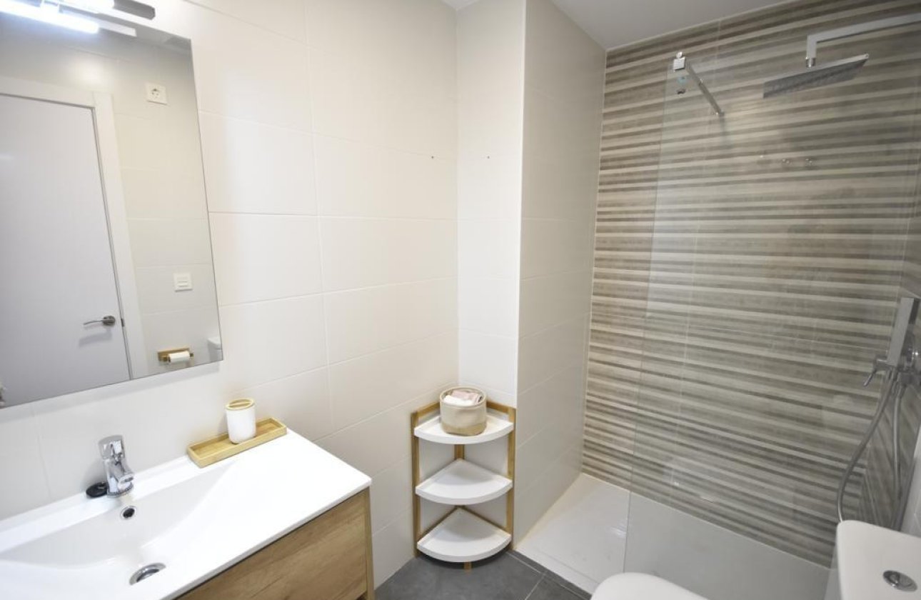 Resale - Apartment / flat -
Orihuela - Orihuela Costa