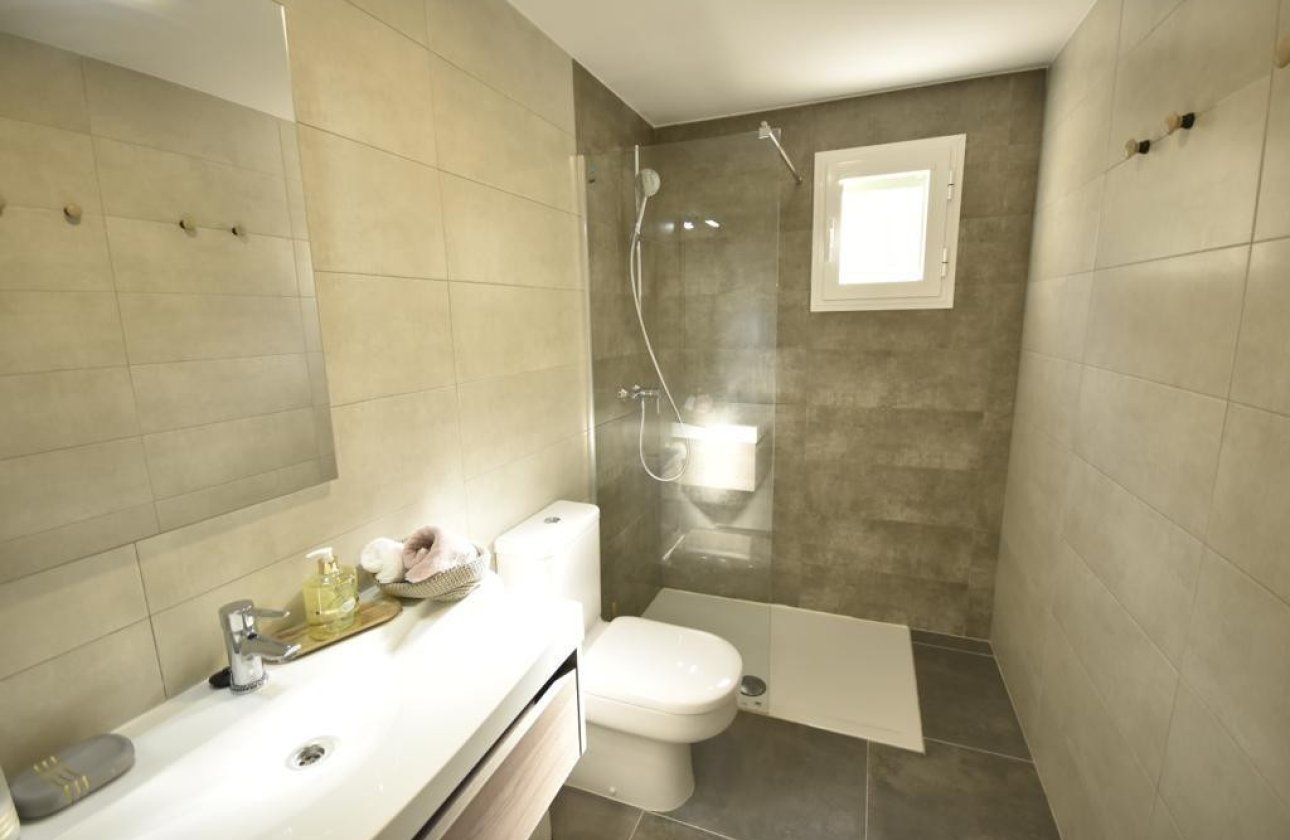 Resale - Apartment / flat -
Orihuela - Orihuela Costa