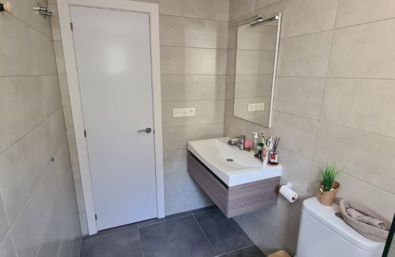 Resale - Apartment / flat -
Orihuela - Orihuela Costa