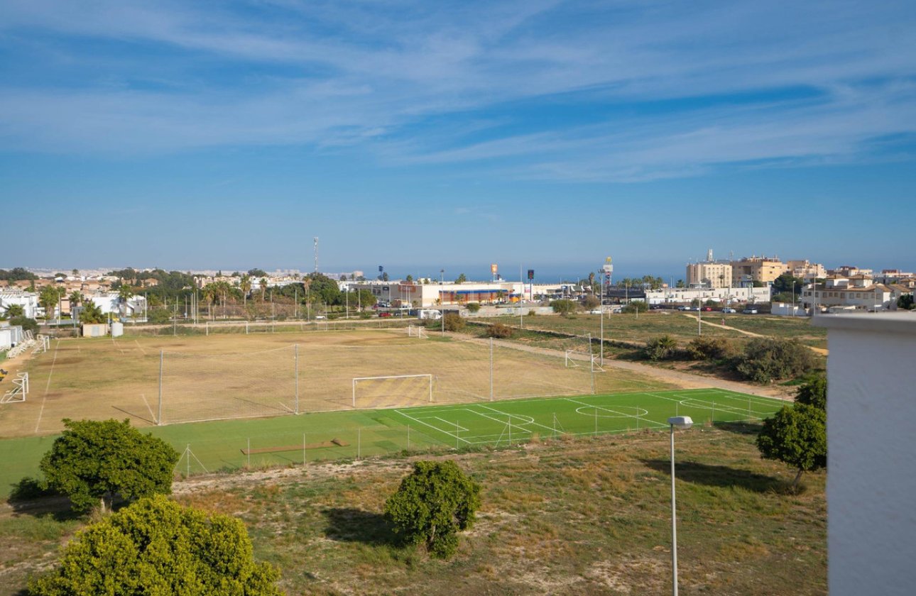 Resale - Apartment / flat -
Orihuela - Orihuela Costa