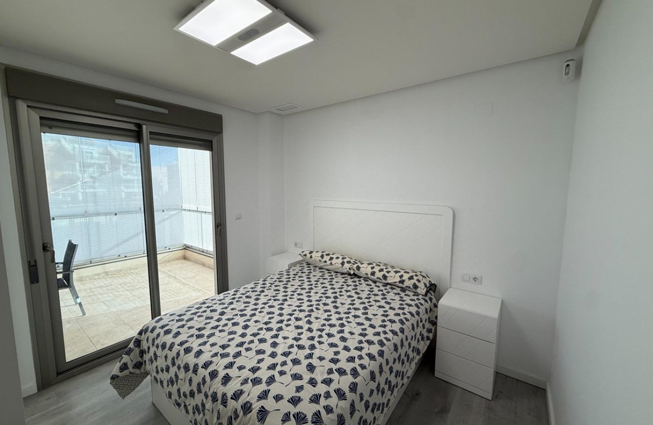 Resale - Apartment / flat -
Orihuela - Orihuela Costa