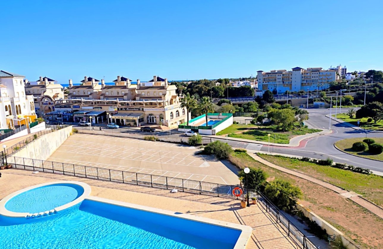 Resale - Apartment / flat -
Orihuela - Orihuela Costa