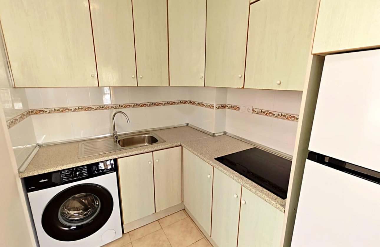 Resale - Apartment / flat -
Orihuela - Orihuela Costa