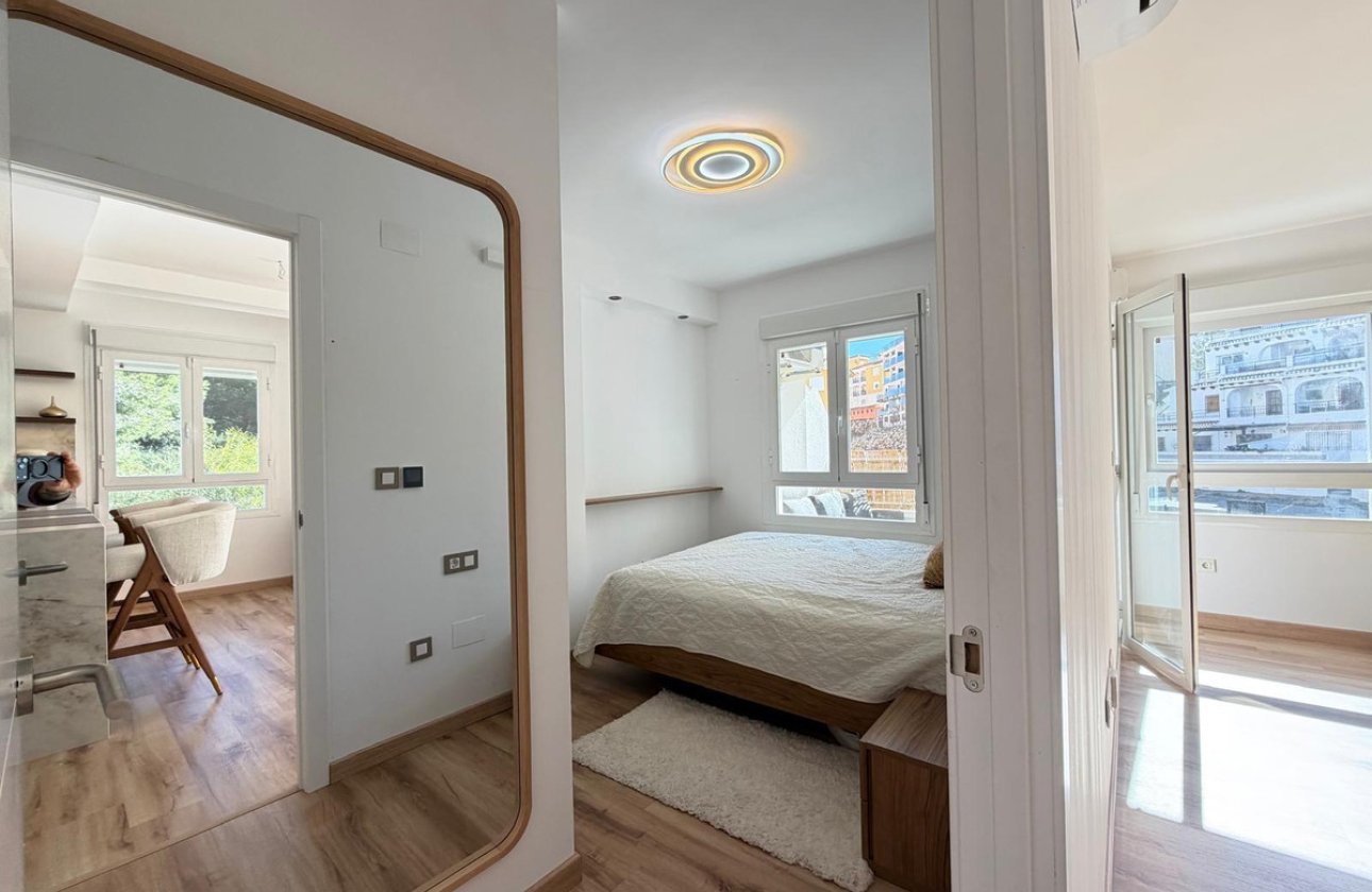 Resale - Apartment / flat -
Orihuela - Orihuela Costa