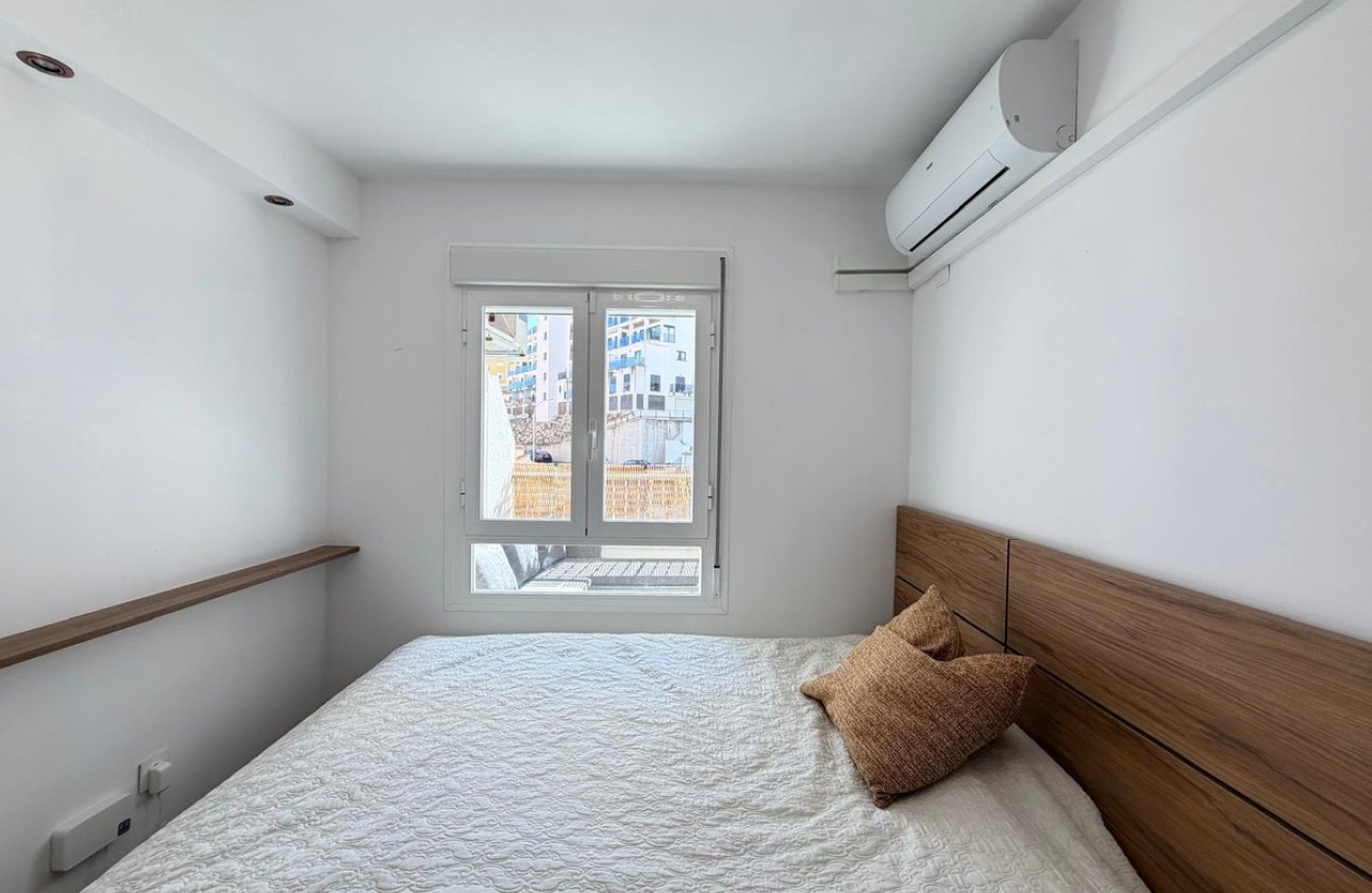 Resale - Apartment / flat -
Orihuela - Orihuela Costa