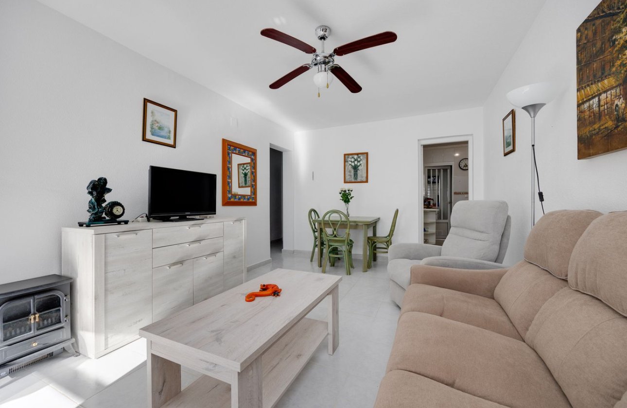 Resale - Apartment / flat -
Orihuela - Orihuela Costa