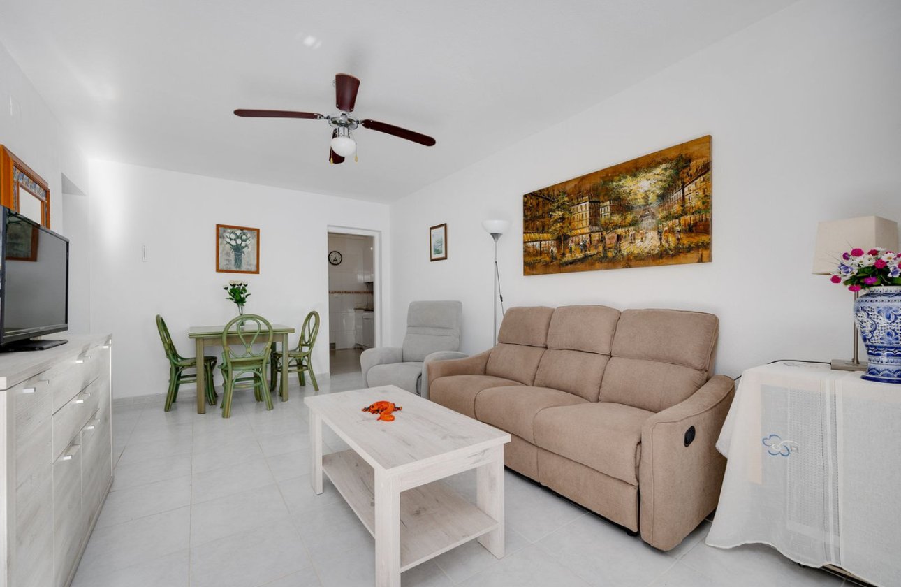 Resale - Apartment / flat -
Orihuela - Orihuela Costa