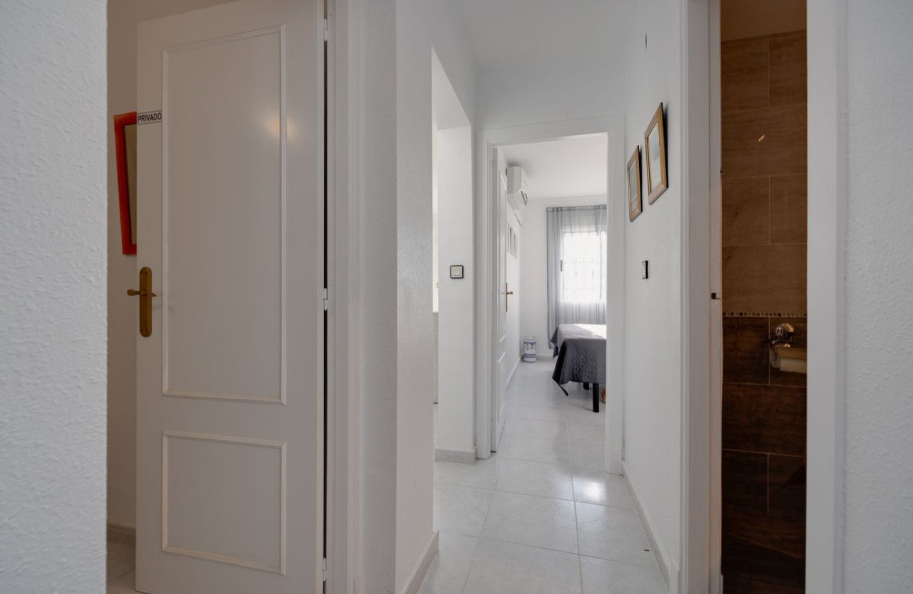 Resale - Apartment / flat -
Orihuela - Orihuela Costa