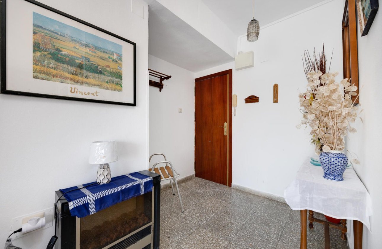 Resale - Apartment / flat -
Orihuela - Orihuela Costa