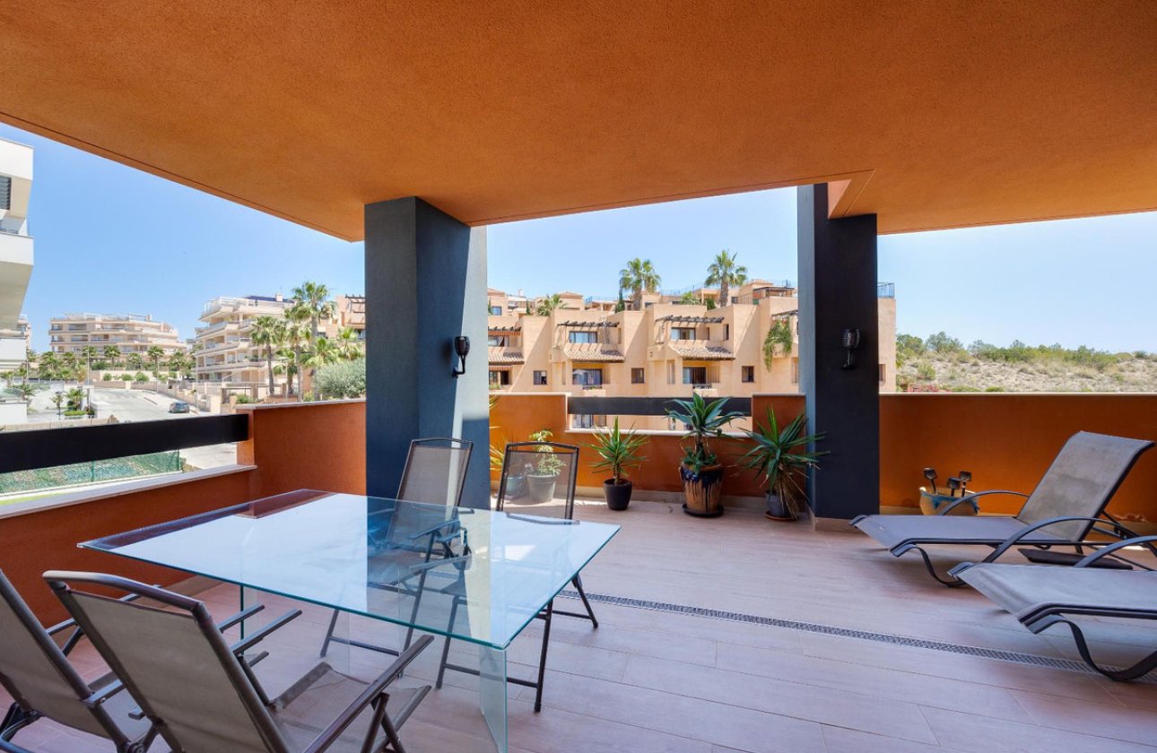 Resale - Apartment / flat -
Orihuela - Orihuela Costa