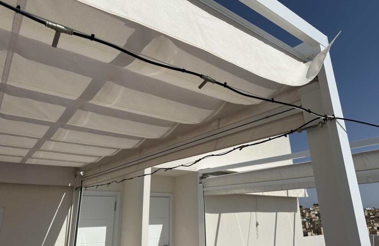 Resale - Apartment / flat -
Orihuela - Orihuela Costa