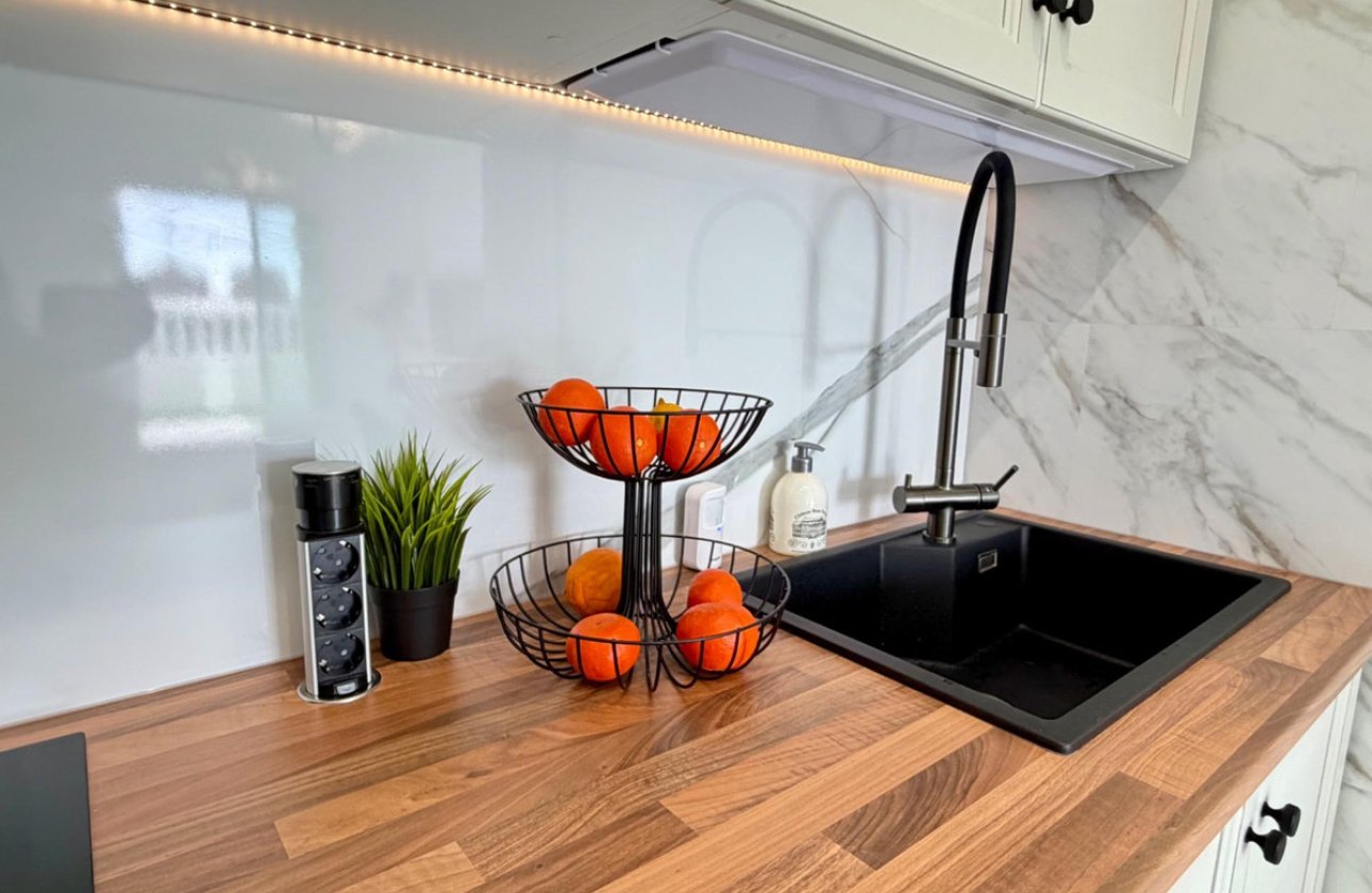 Resale - Apartment / flat -
Orihuela - Orihuela Costa