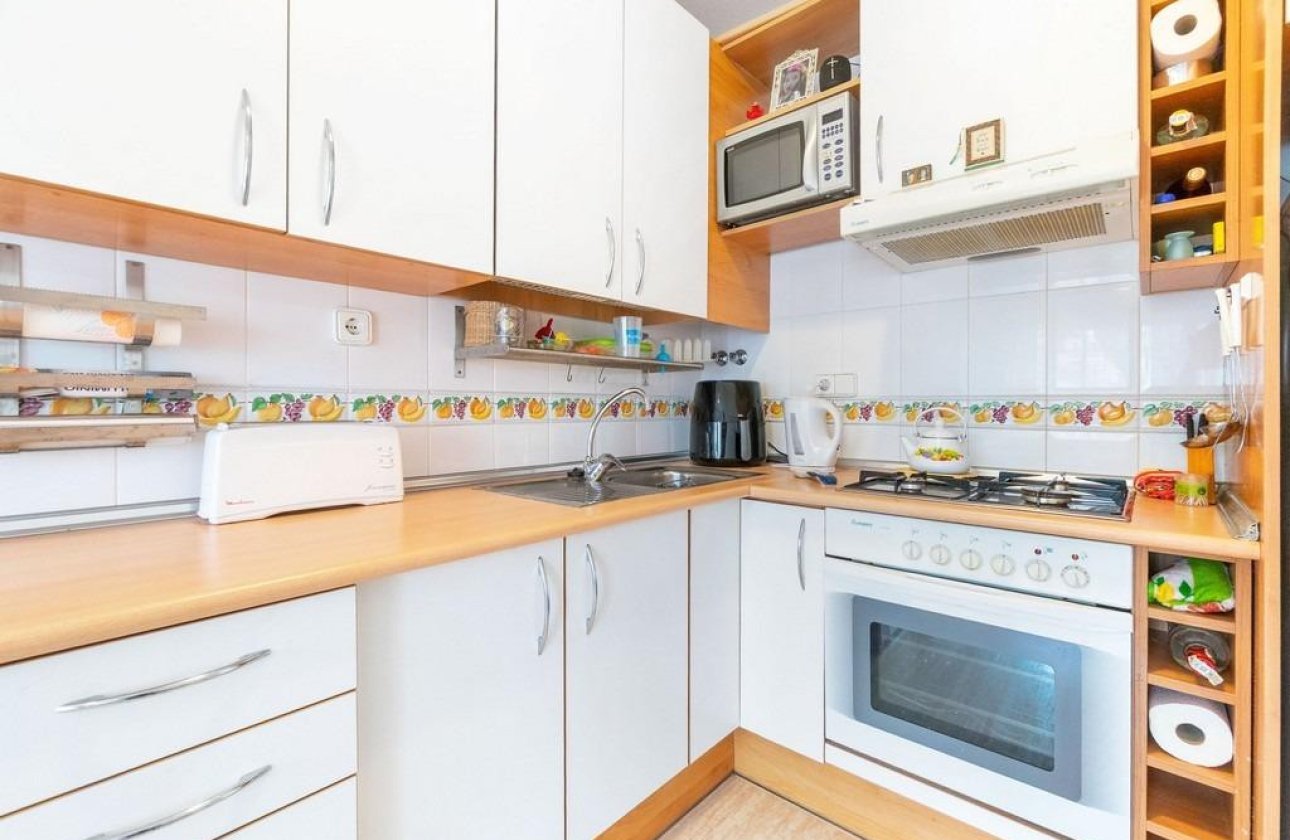 Resale - Apartment / flat -
Orihuela - Orihuela Costa