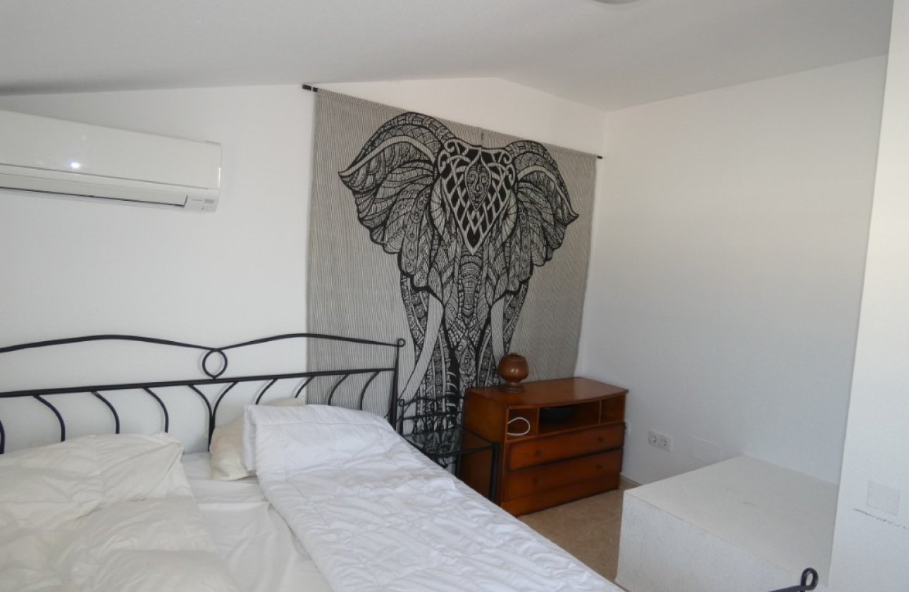 Resale - Apartment / flat -
Orihuela - Playa Flamenca