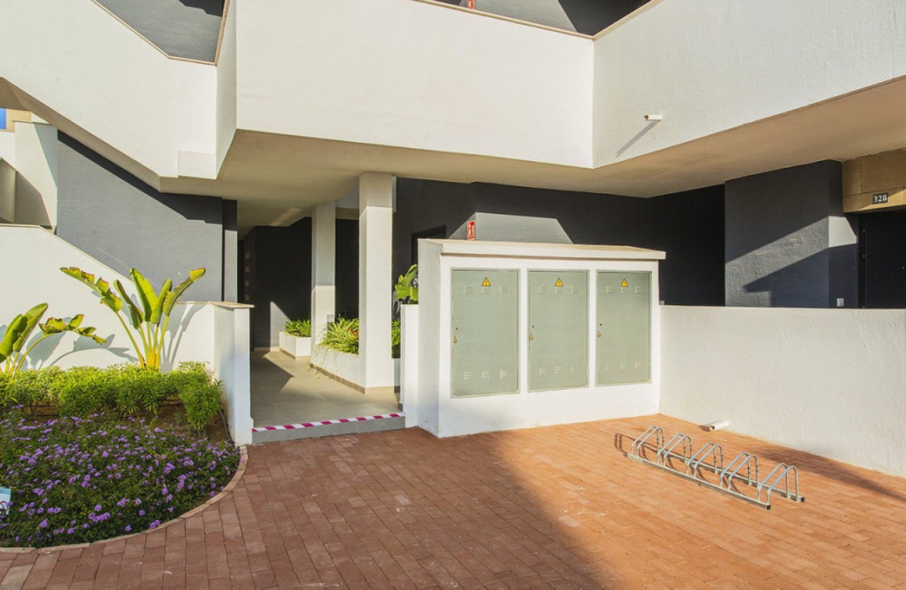 Resale - Apartment / flat -
Orihuela - Playa Flamenca