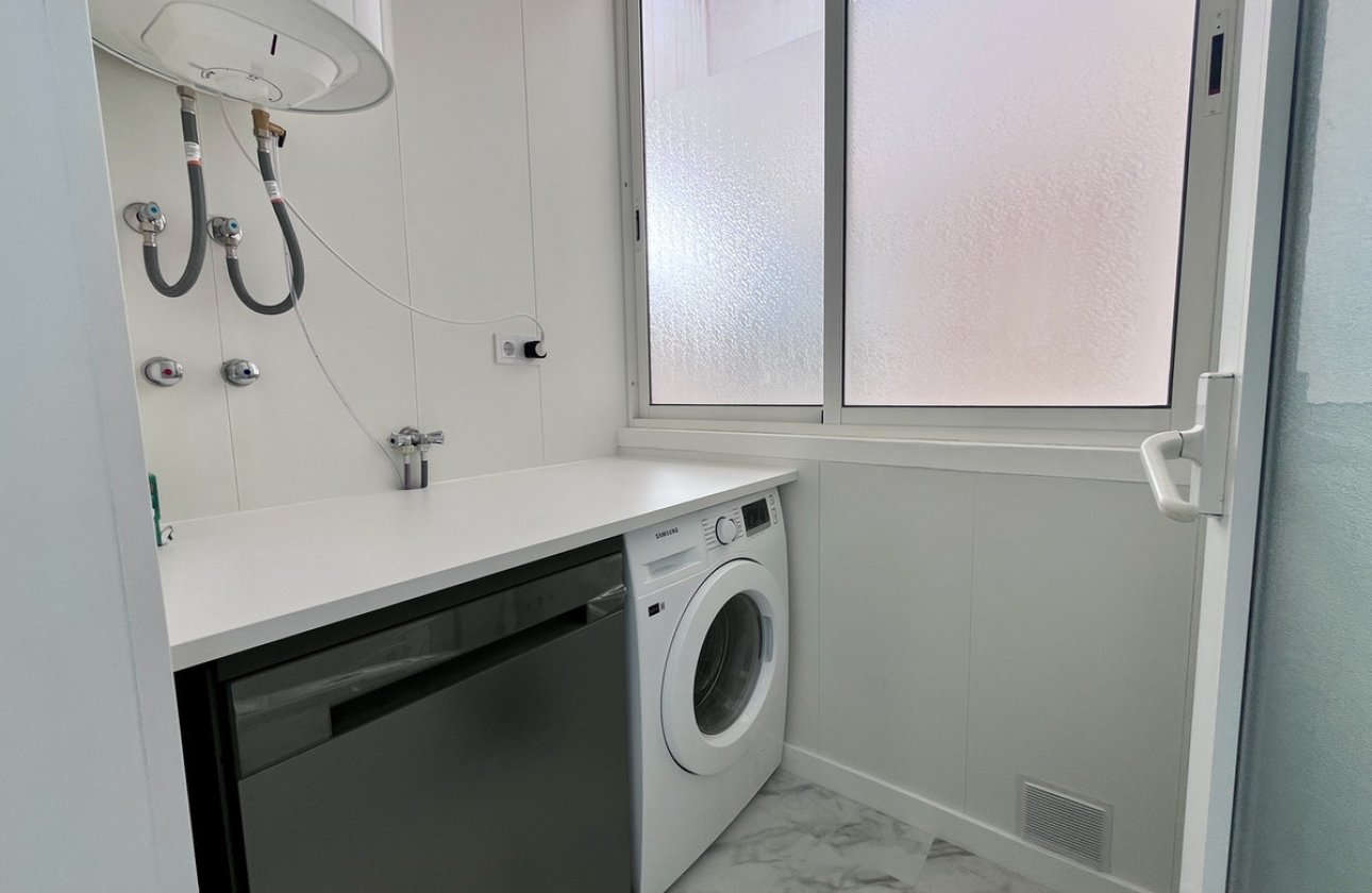 Resale - Apartment / flat -
Orihuela - Playa Flamenca