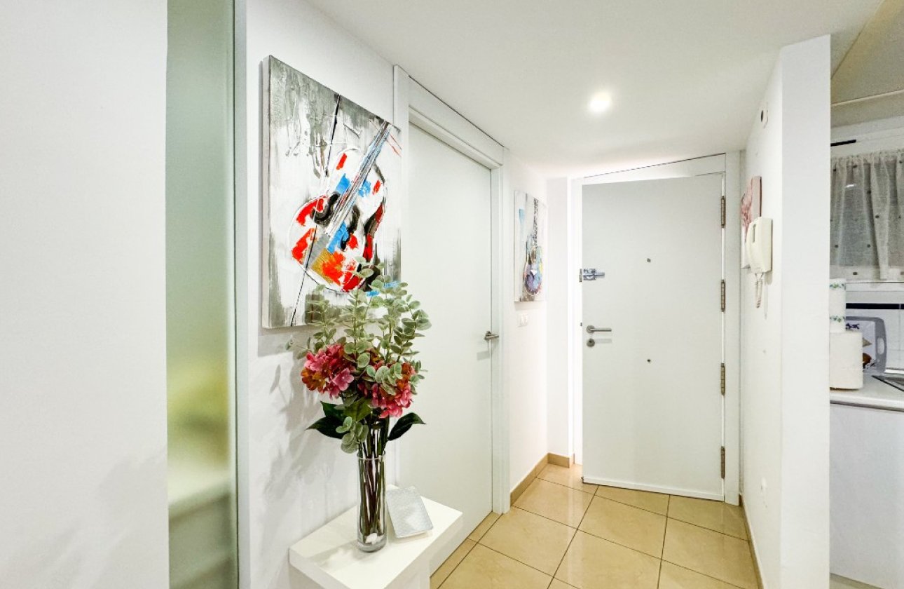 Resale - Apartment / flat -
Orihuela - Playa Flamenca