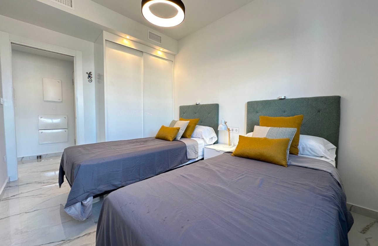 Resale - Apartment / flat -
Orihuela - Playa Flamenca