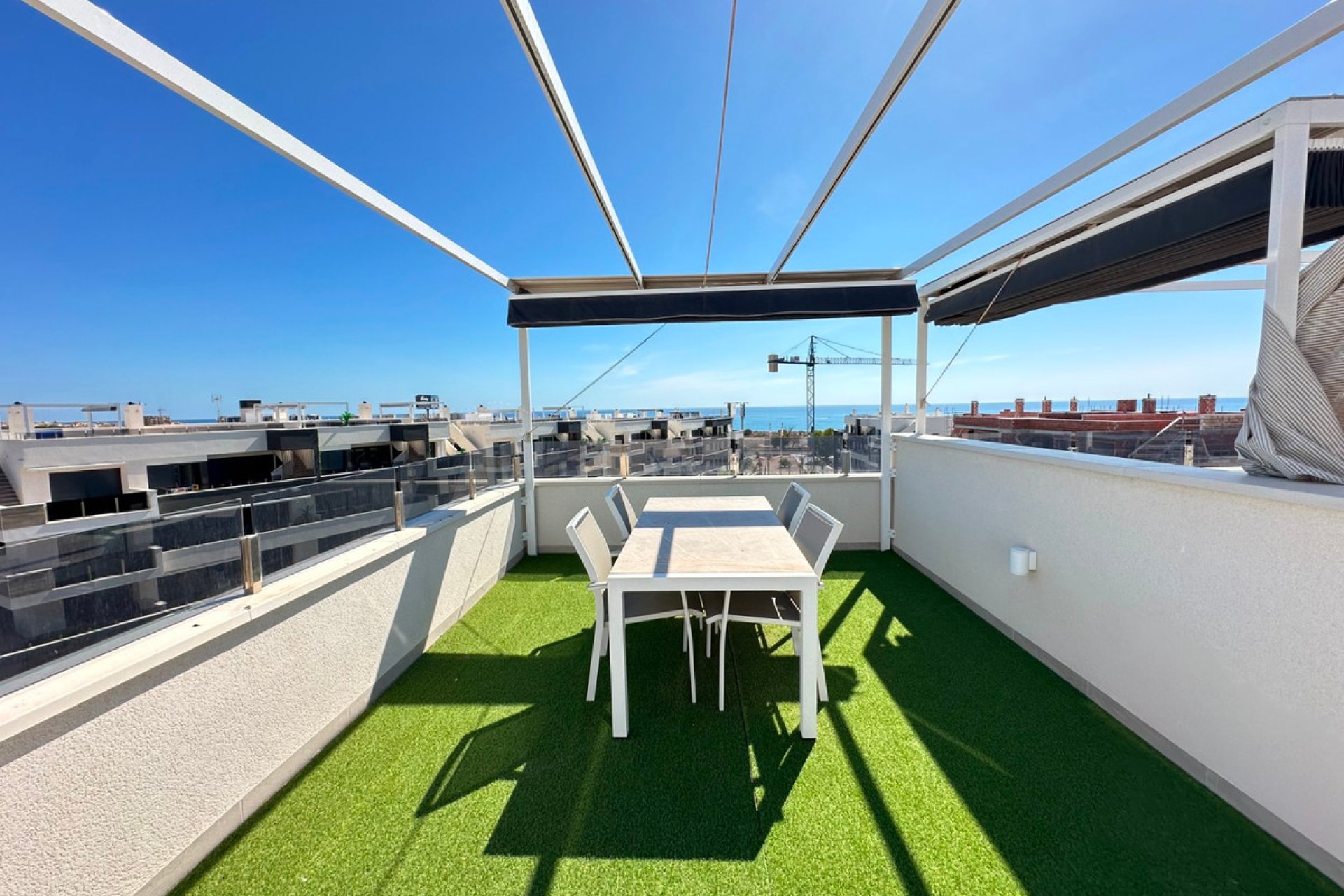 Resale - Apartment / flat -
Orihuela - Playa Flamenca