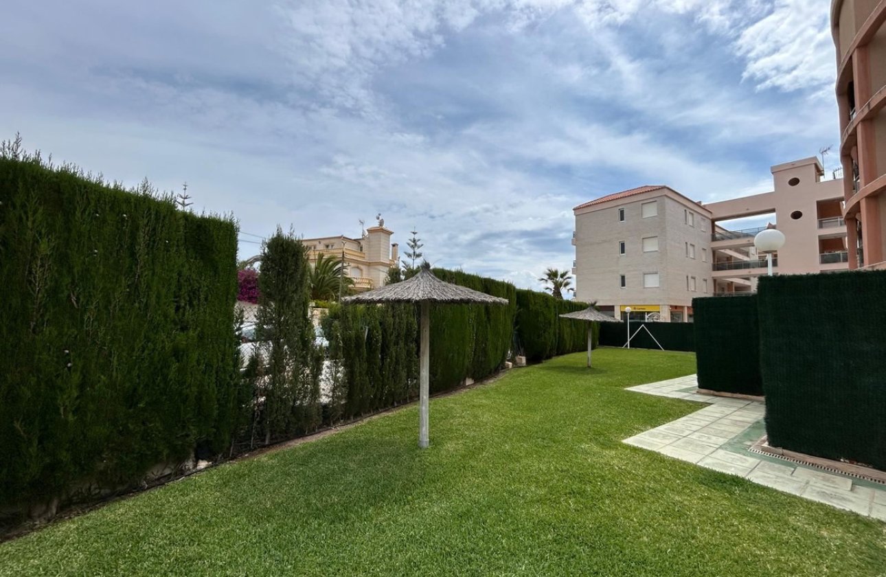 Resale - Apartment / flat -
Orihuela - Playa Flamenca