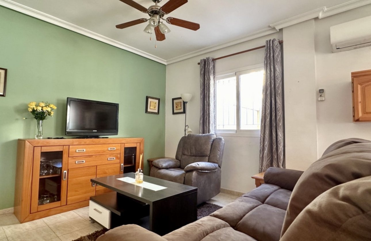 Resale - Apartment / flat -
Orihuela - Playa Flamenca