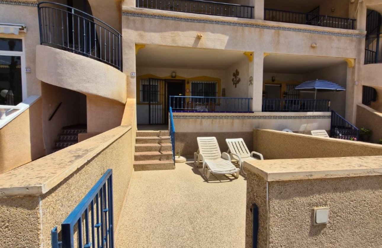Resale - Apartment / flat -
Orihuela - Punta Prima