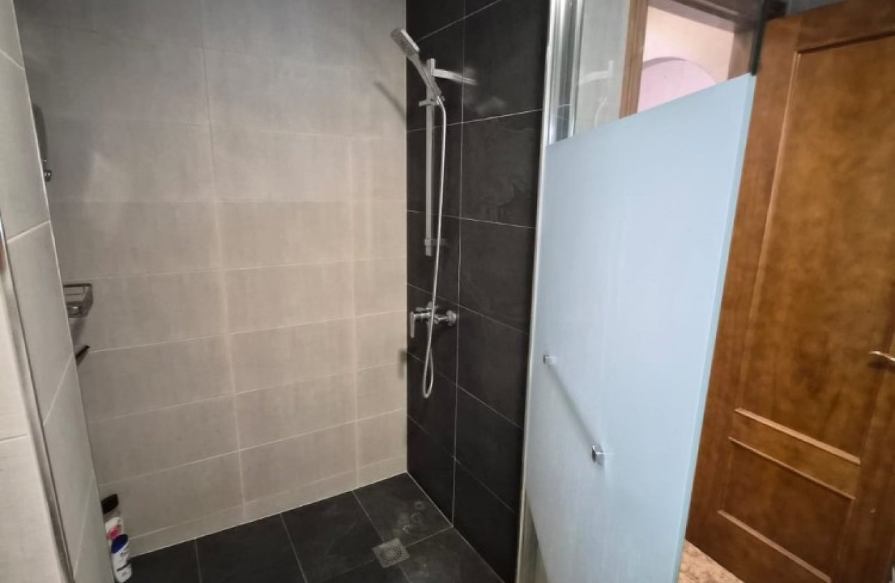 Resale - Apartment / flat -
Orihuela - Punta Prima