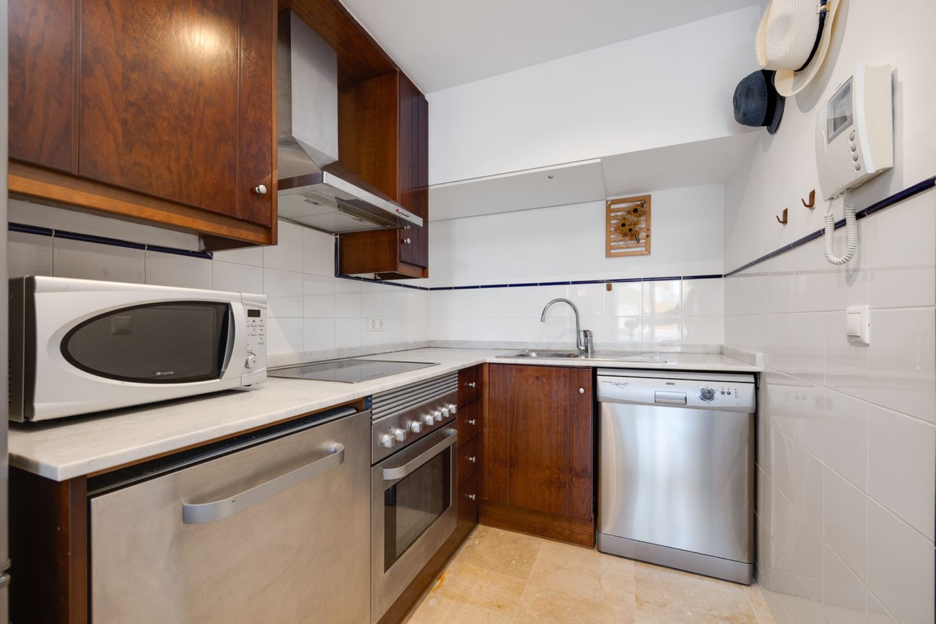 Resale - Apartment / flat -
Orihuela - Punta Prima