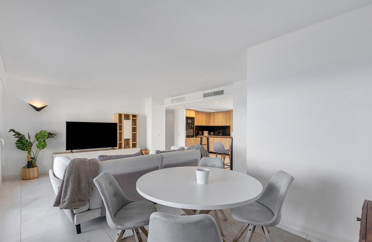 Resale - Apartment / flat -
Orihuela - Punta Prima