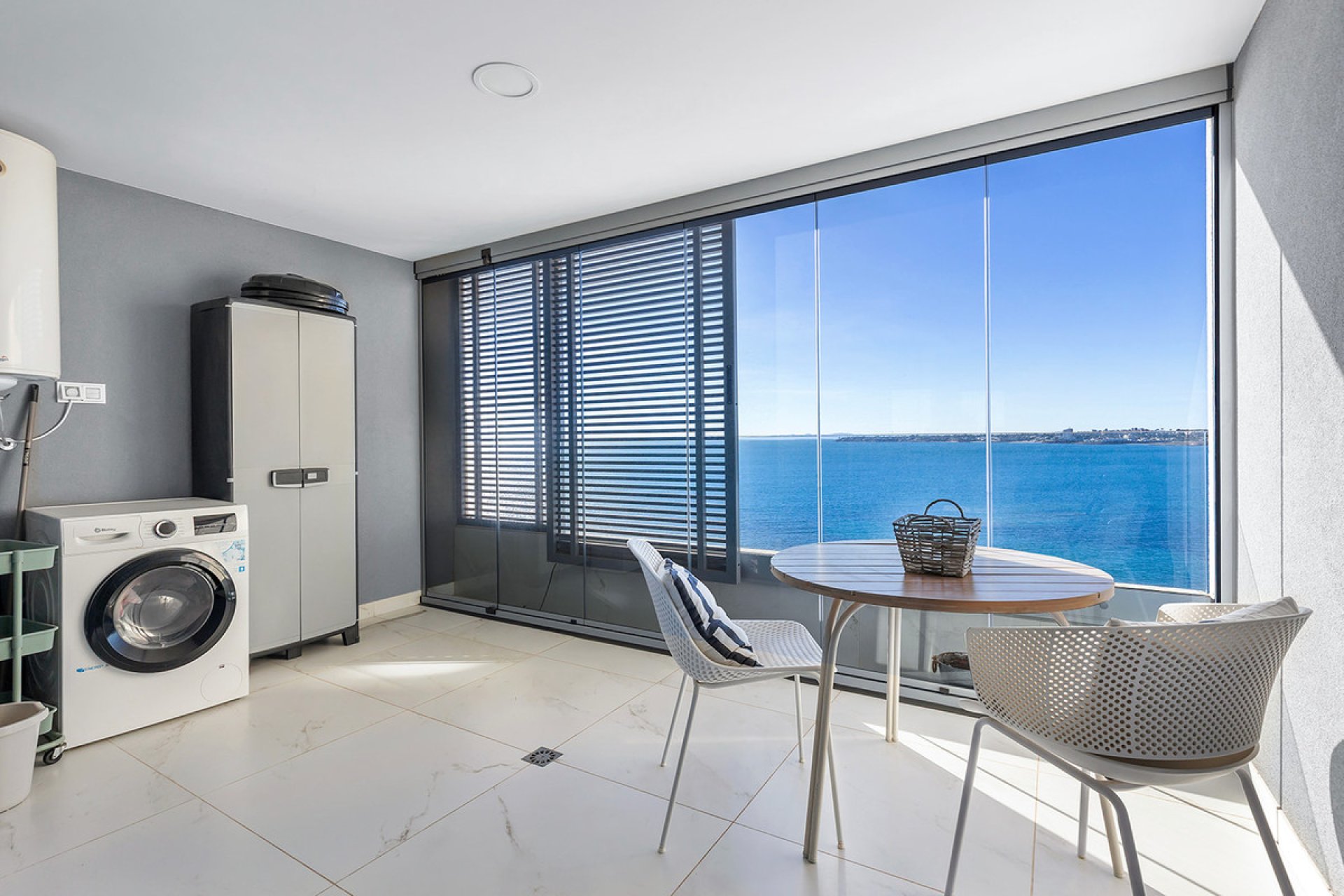 Resale - Apartment / flat -
Orihuela - Punta Prima