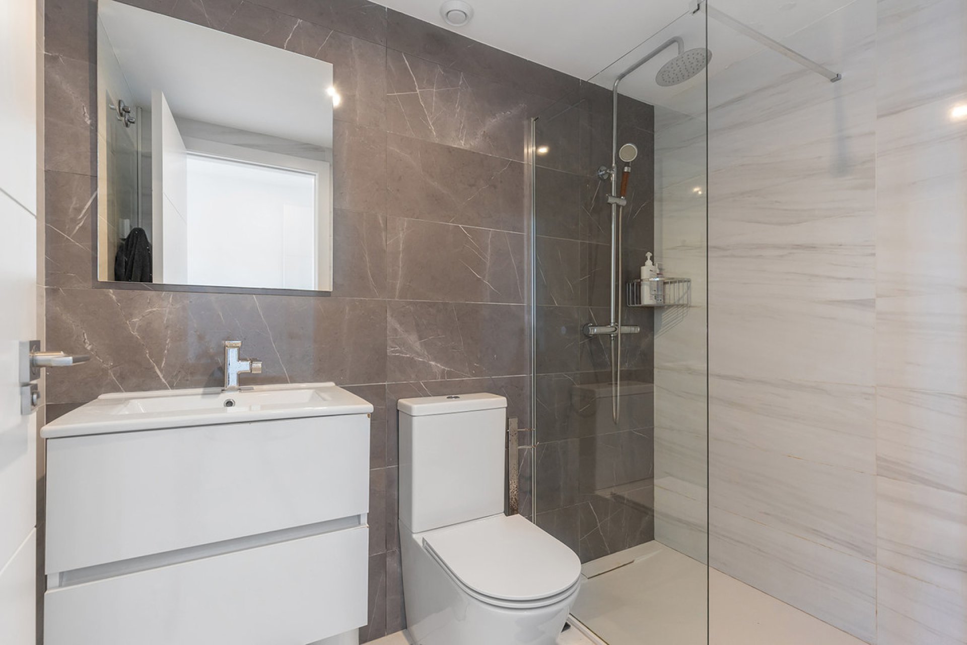 Resale - Apartment / flat -
Orihuela - Punta Prima