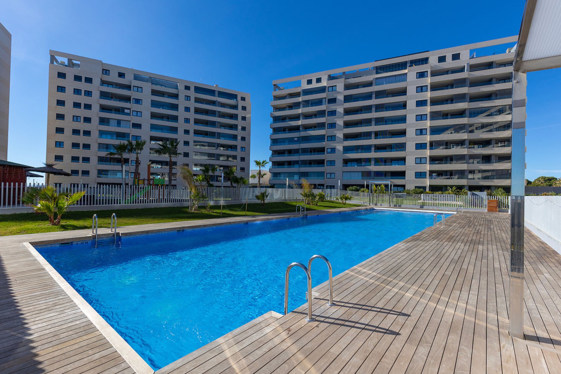 Resale - Apartment / flat -
Orihuela - Punta Prima