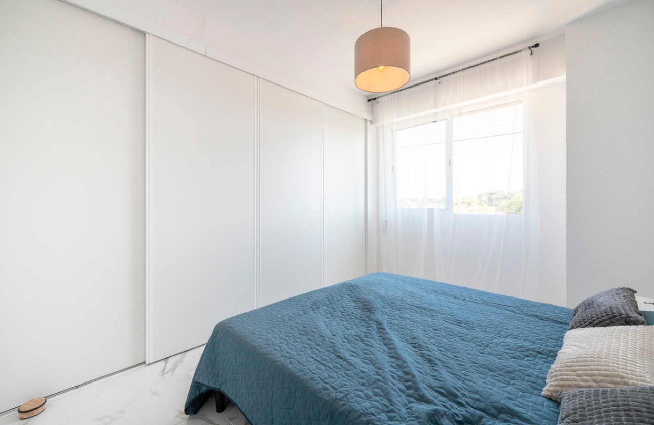 Resale - Apartment / flat -
Orihuela - Punta Prima