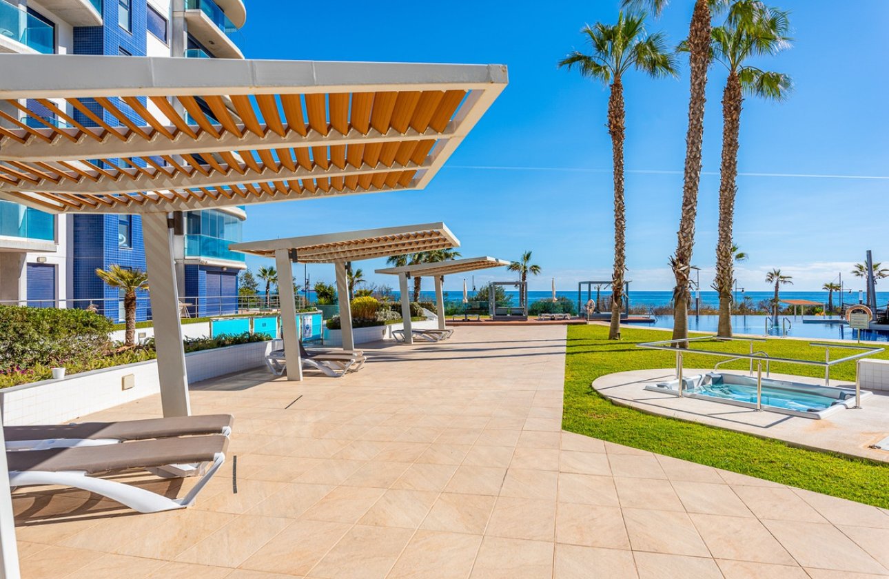 Resale - Apartment / flat -
Orihuela - Punta Prima