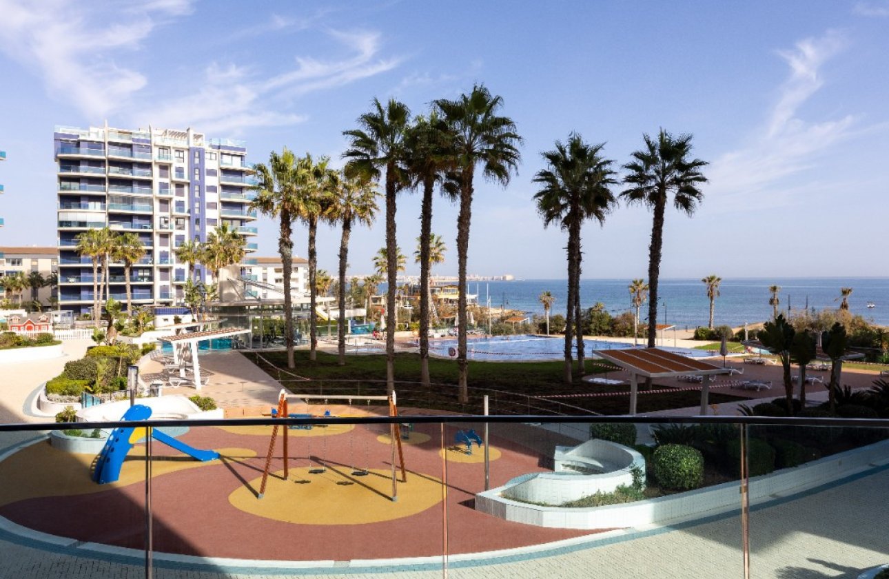 Resale - Apartment / flat -
Orihuela - Punta Prima