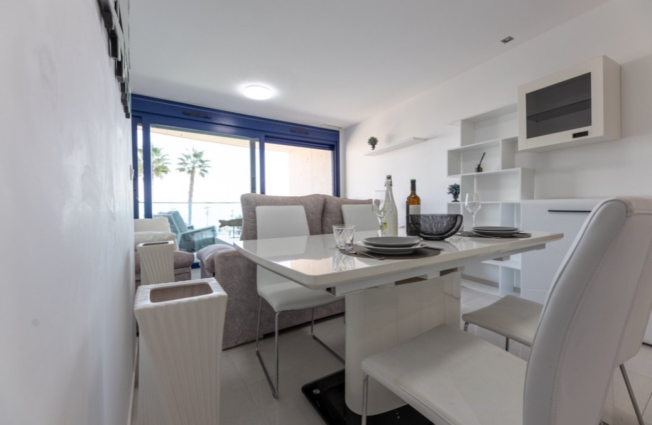 Resale - Apartment / flat -
Orihuela - Punta Prima