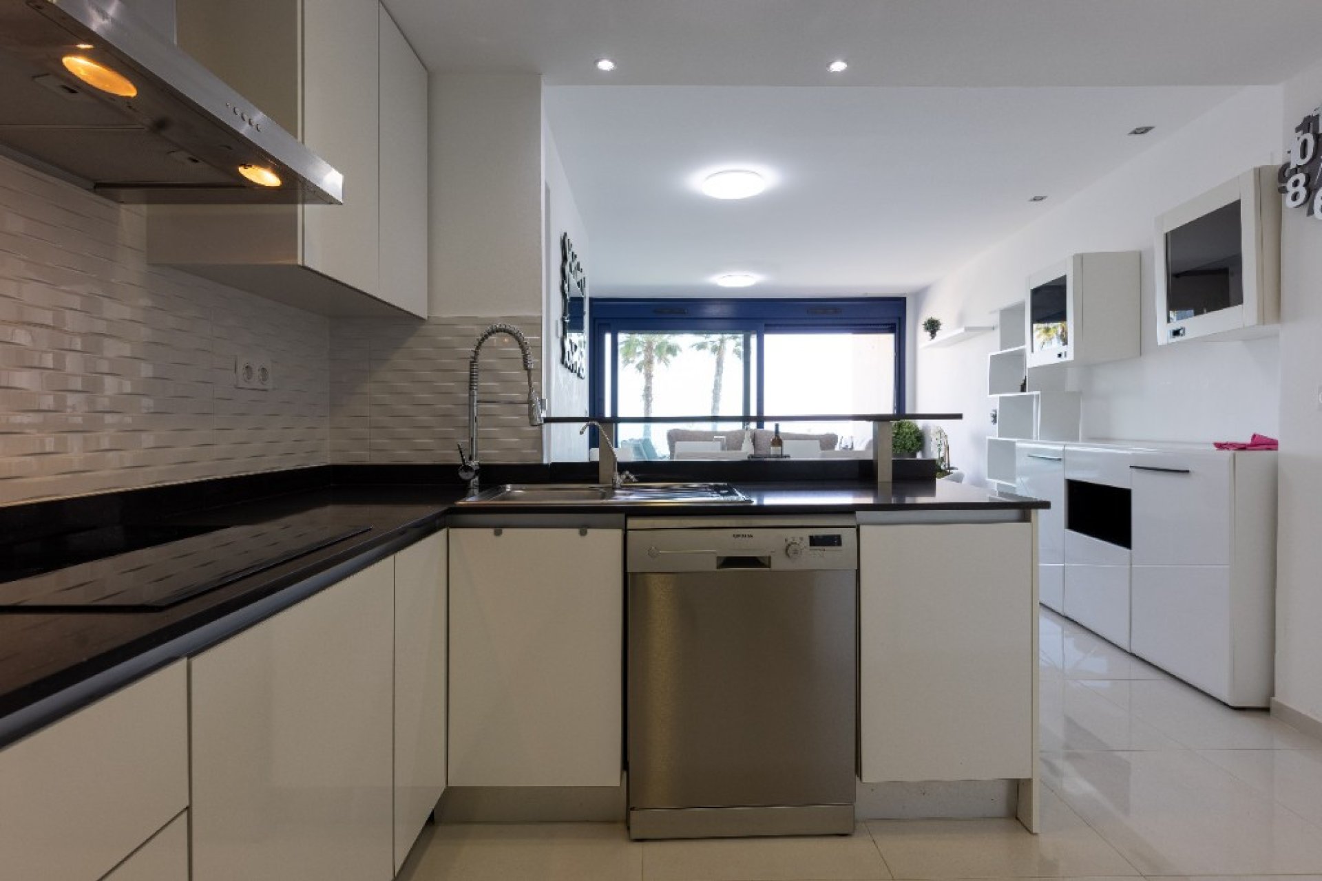 Resale - Apartment / flat -
Orihuela - Punta Prima