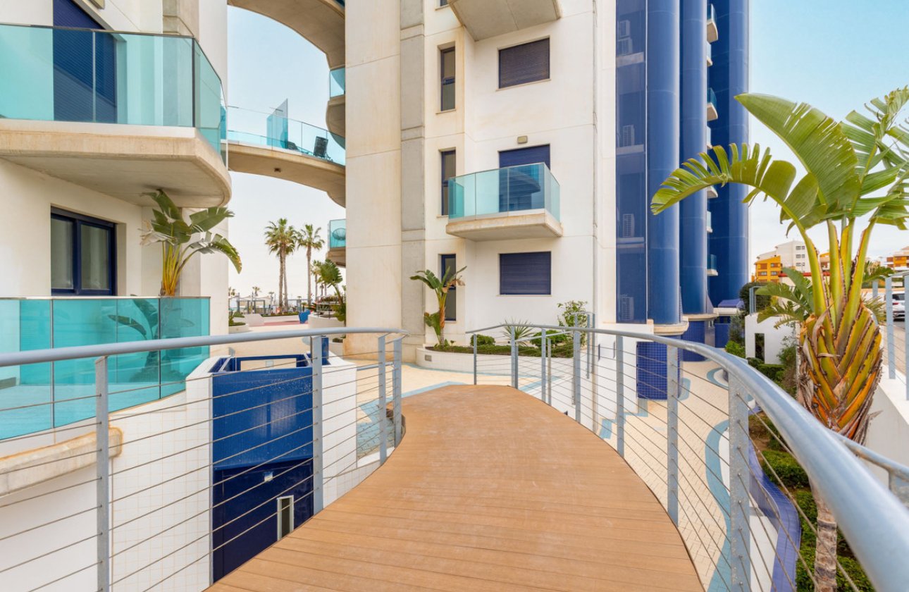 Resale - Apartment / flat -
Orihuela - Punta Prima