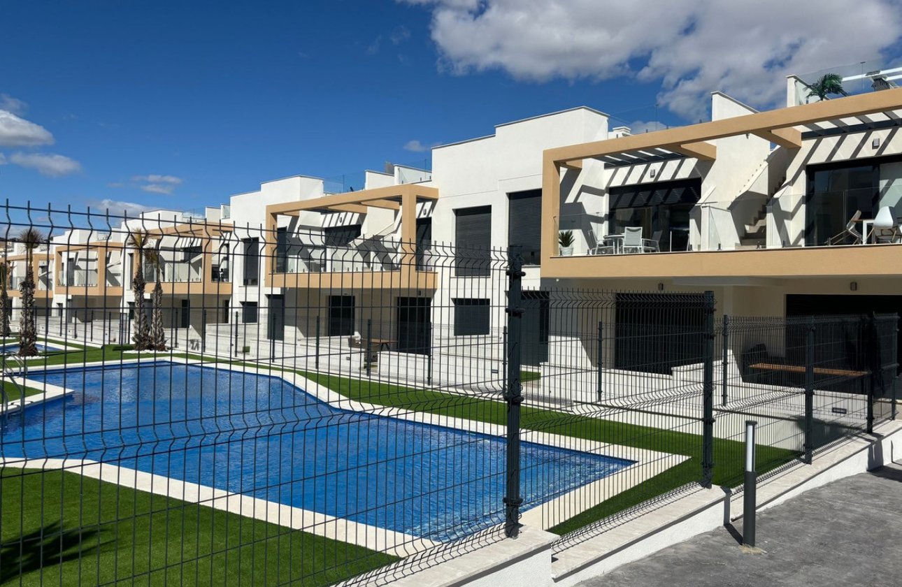 Resale - Apartment / flat -
Orihuela - Villamartin